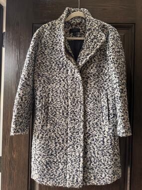 J.Crew Women’s Size 0 Italian Wool Bouclé Lodge Coat Navy Ivory Textured Look